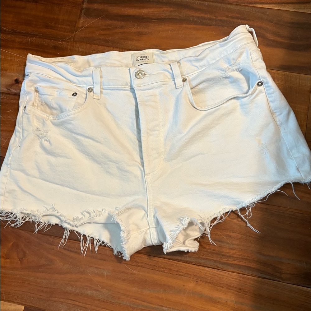 Citizens of humanity Annabelle White Frayed Jean Shorts size 31